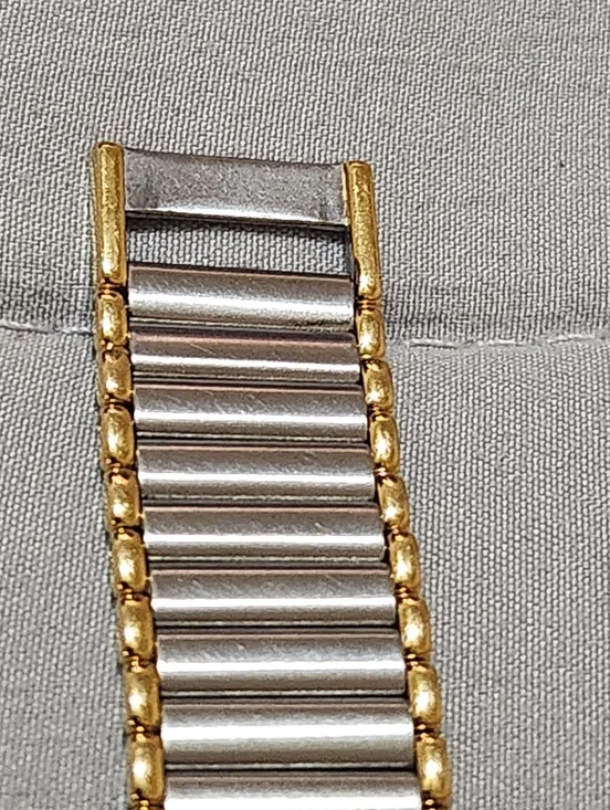 Vintage Yves Saint Laurent Two-Tone Roman Dial Quartz Watch |1990s - Picture 12 of 16